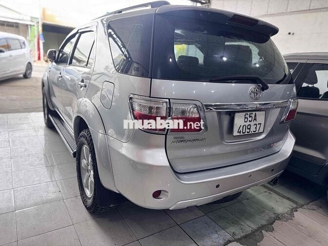 Toyota Fortuner 2009 Xăng