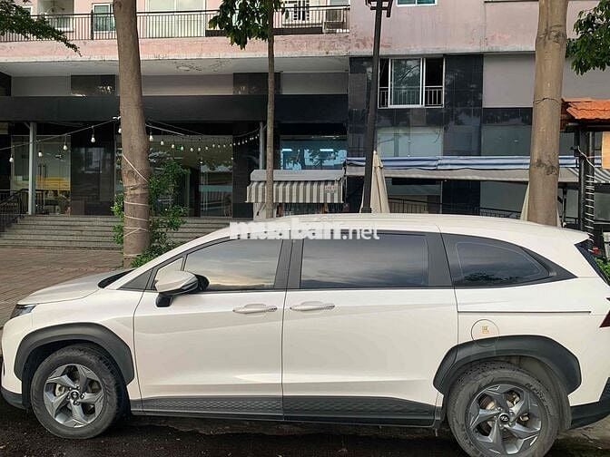 Hyundai Custin 1.5L Tiêu Chuẩn 2024 Trắng