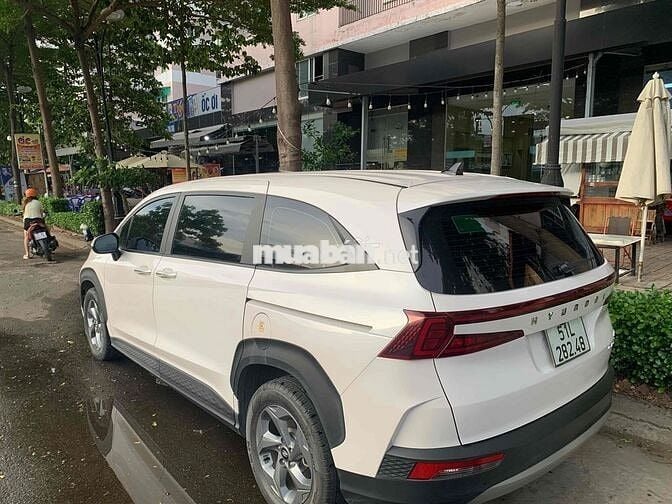 Hyundai Custin 1.5L Tiêu Chuẩn 2024 Trắng