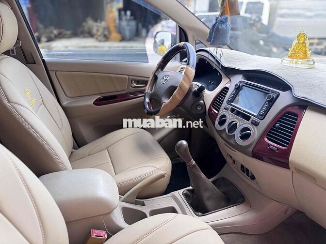 Toyota Innova 2006 Sàn Đen