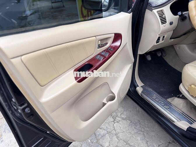 Toyota Innova 2006 Sàn Đen