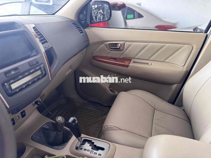 Toyota Fortuner 2009 Xăng