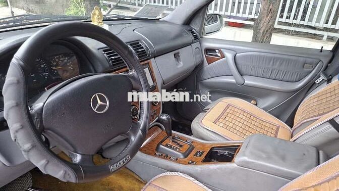 Mercedes-Benz Bạc Số tự động