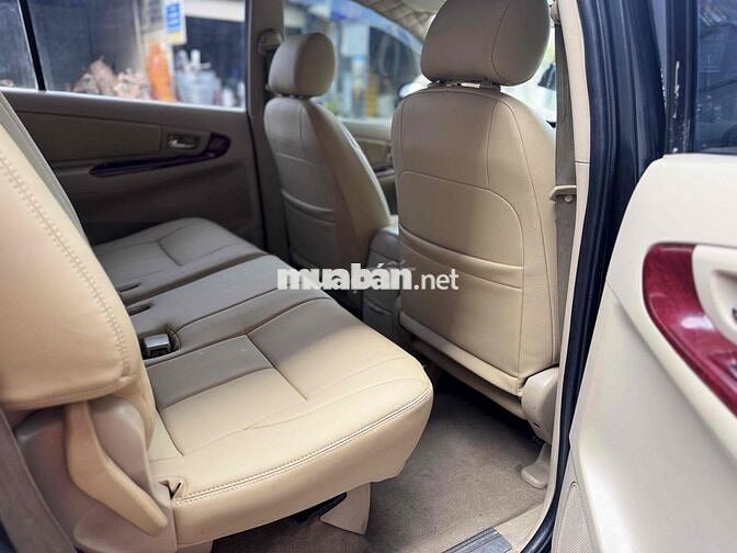 Toyota Innova 2006 Sàn Đen