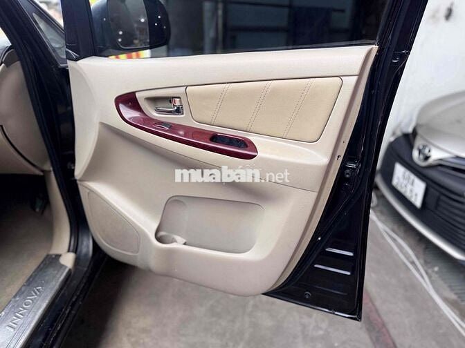 Toyota Innova 2006 Sàn Đen