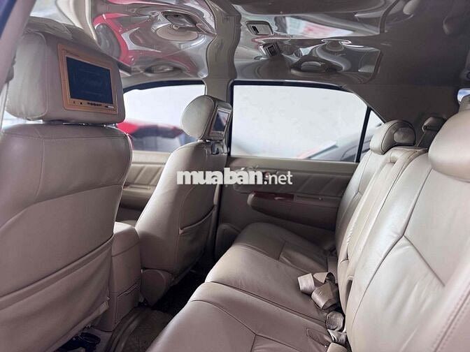 Toyota Fortuner 2009 Xăng