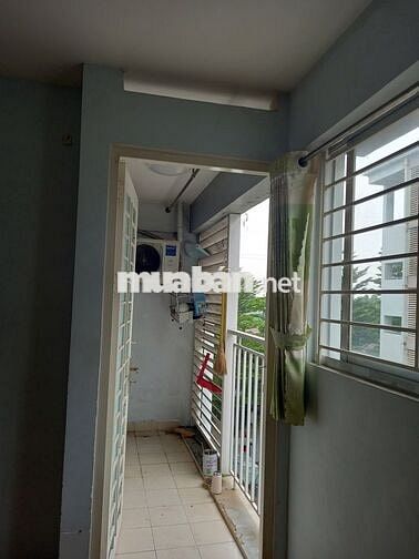 - Bán căn hộ ehome4  Khu b, tầng 4 có 1 Pn.