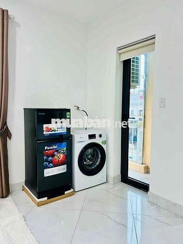 CHO THUÊ CHDV FULL ĐỒ CỬA SỔ BAN CÔNG THOÁNG NGAY CẠNH CHỢ XUÂN ĐỈNH