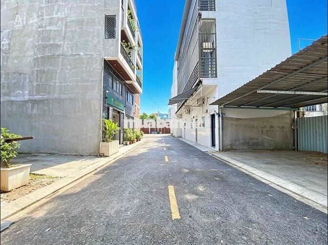 Đất 5.57x24m 136m2 thổ cư gần 4 trường Đại Học phù hợp xây CHDV