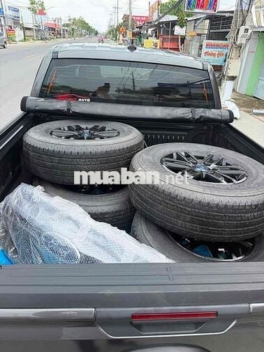 Ford Ranger XLS 2022 Số tự động Xám đồ chơi 100củ