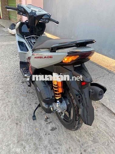 Honda Air Blade 2026 Xám đỏ 2600 km