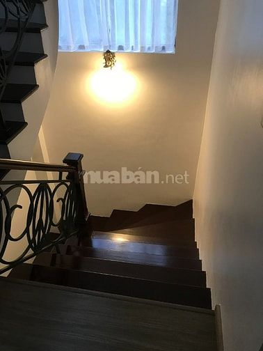 Cho thuê 48-C1 Ciputra Tây hồ Hà nội