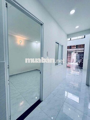 Cho thuê nhà hẻm xe hơi đường Phạm Văn Chiêu