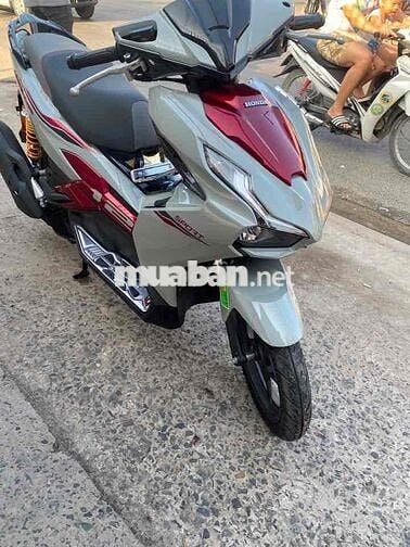 Honda Air Blade 2026 Xám đỏ 2600 km
