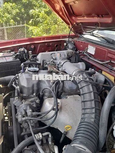 Ford Everest 2005 Số sàn Đỏ