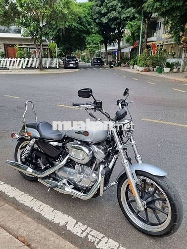 Harley Davidson Superlow 883