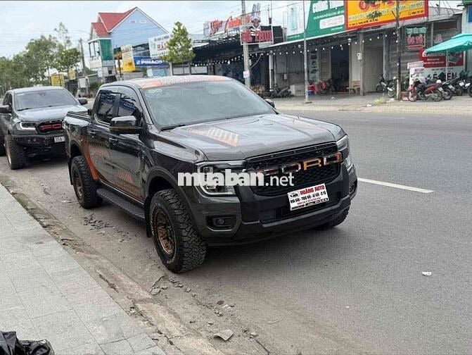 Ford Ranger XLS 2022 Số tự động Xám đồ chơi 100củ