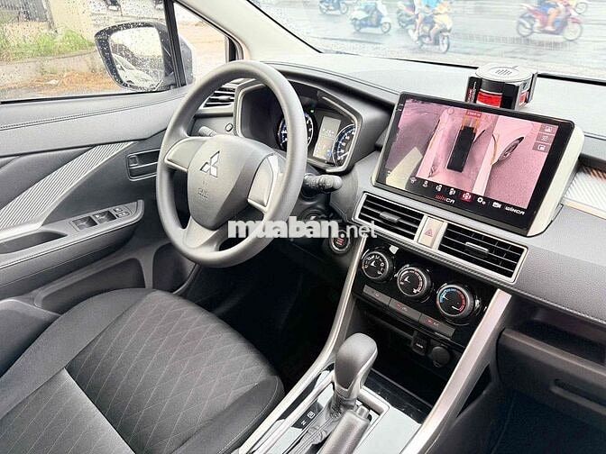 Mitsubishi Xpander AT ECO - Odo 7.100KM