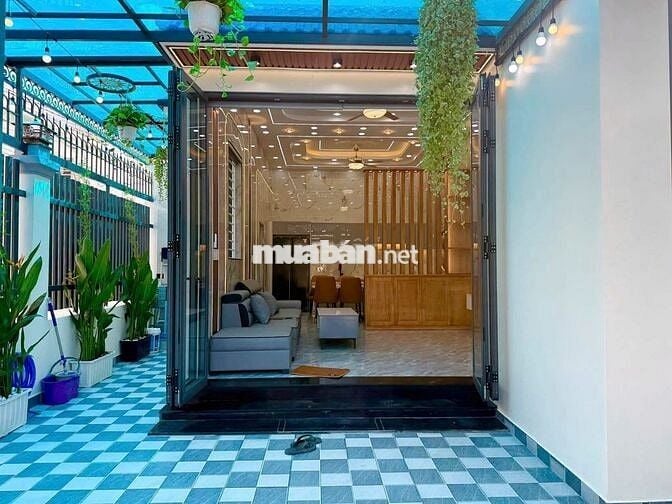 Chủ Gửi: Căn biệt thự mái thái mặt tiền đường thới tam thôn 14 Tphcm