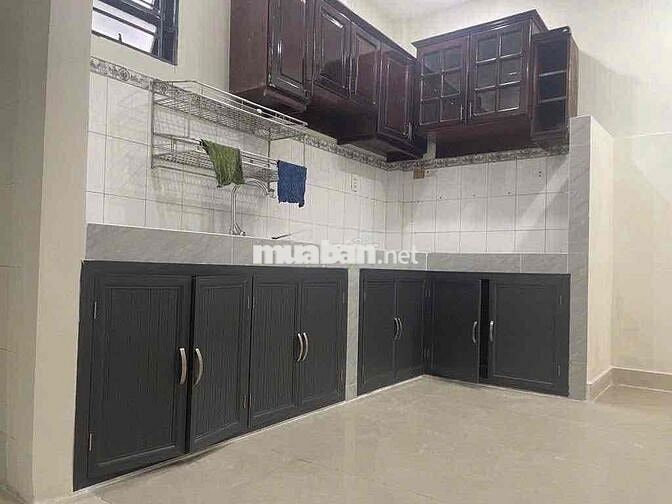 CHO THUÊ NHÀ HẺM XE HƠI, NGUYỄN ĐÌNH CHIỂU,QUẬN 3( 4.1x10) 2 PN,2 WC