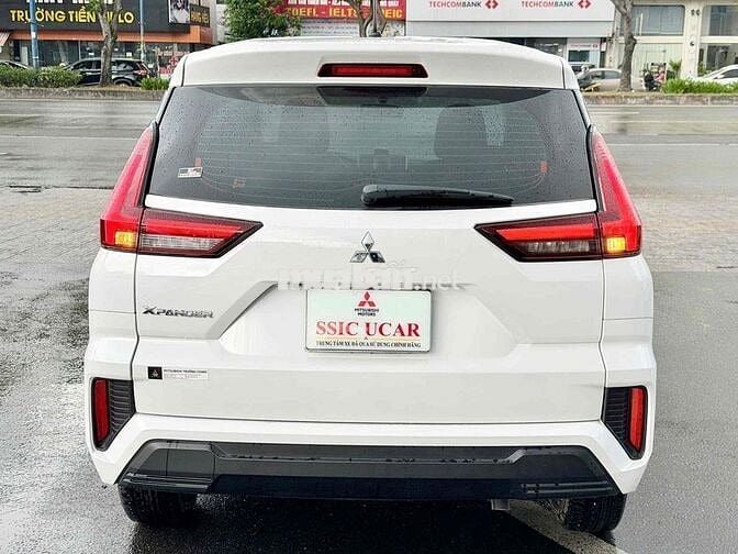Mitsubishi Xpander AT ECO - Odo 7.100KM