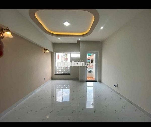 cho thuê nhà hẻm 418 minh phụng, gần chợ bình thới. có 4PN