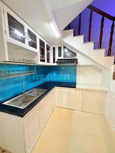NHÀ 376/106 NGUYỄN ĐÌNH CHIỂU - 23M2 - 1T,1 LỬNG, 3L, ST -   6.5 TỶ TL
