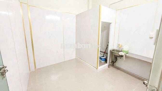 Phòng Ngay KTX Khu B - Làng Đại học
