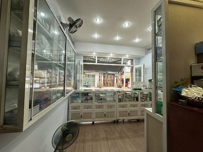 CHO THUÊ MẶT BẰNG KINH DOANH 26 HUỲNH THIỆN LỘC, 4X6M, 7 triệu/tháng