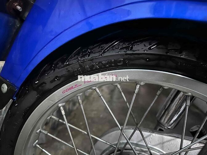 Honda Dream Trung Quốc màu Xanh