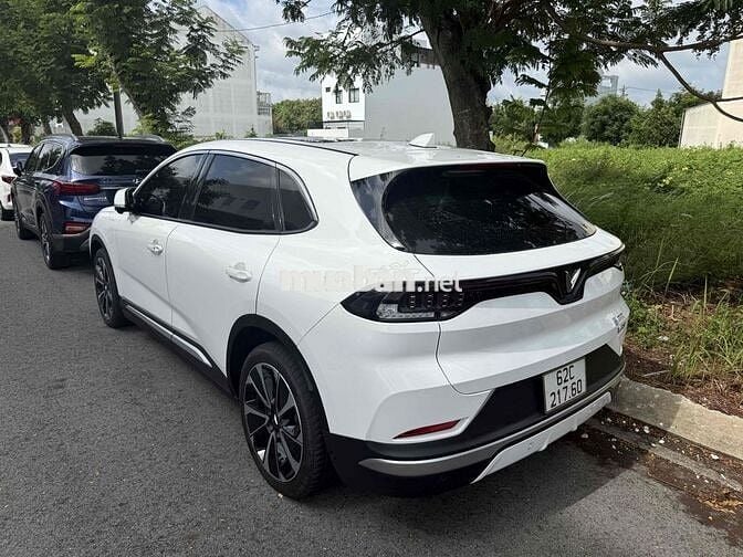Vinfast VF8 Plus 2025 Trắng 26000 km