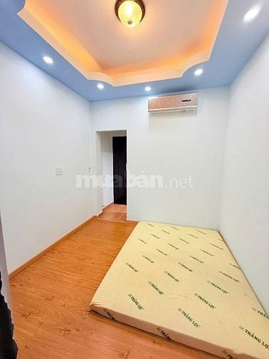 NHÀ 376/106 NGUYỄN ĐÌNH CHIỂU - 23M2 - 1T,1 LỬNG, 3L, ST -   6.5 TỶ TL