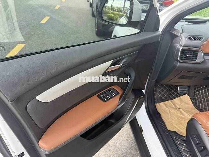 Vinfast VF8 Plus 2025 Trắng 26000 km