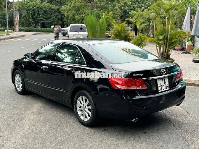 Toyota Camry 3.5Q V6 bản full option