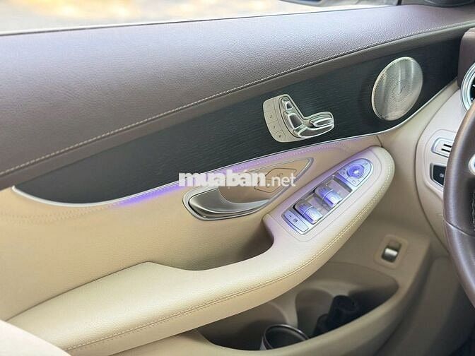 Mercedes Benz GLC 300 4Matic 2022 Trắng 51k Miles