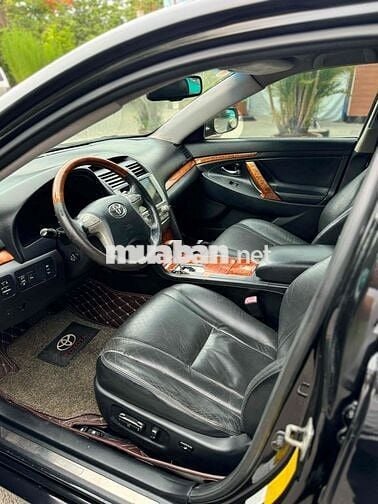 Toyota Camry 3.5Q V6 bản full option