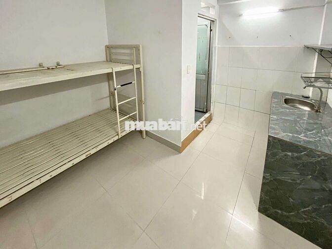 CHO THUÊ PHÒNG CÁCH ĐẠI HỌC TÔN ĐỨC THẮNG 500M
