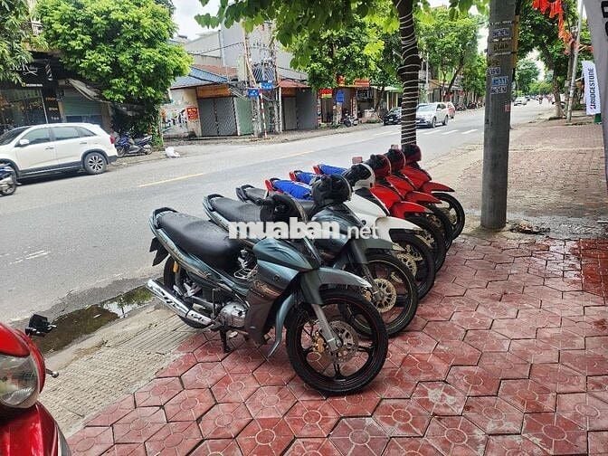 Yamaha Jupiter màu Đỏ, Xám, Trắng