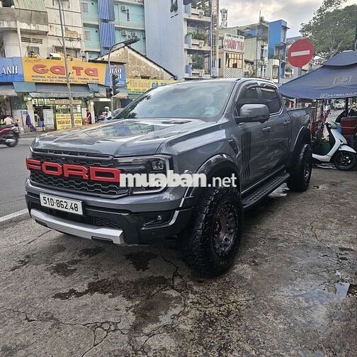 Ford Raptor 2024 30000 km Xám
