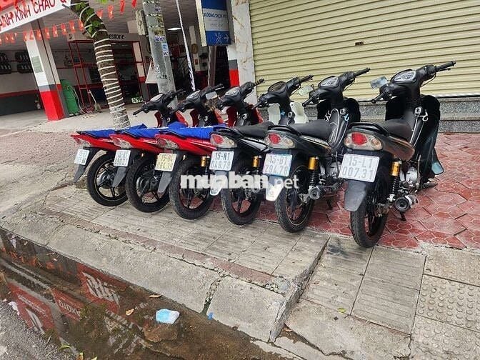 Yamaha Jupiter màu Đỏ, Xám, Trắng