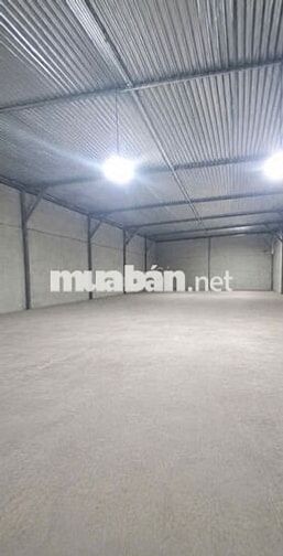 Cho thuê kho Nguyễn Văn Ràng, 710m² – có thang nâng hàng – giá tốt