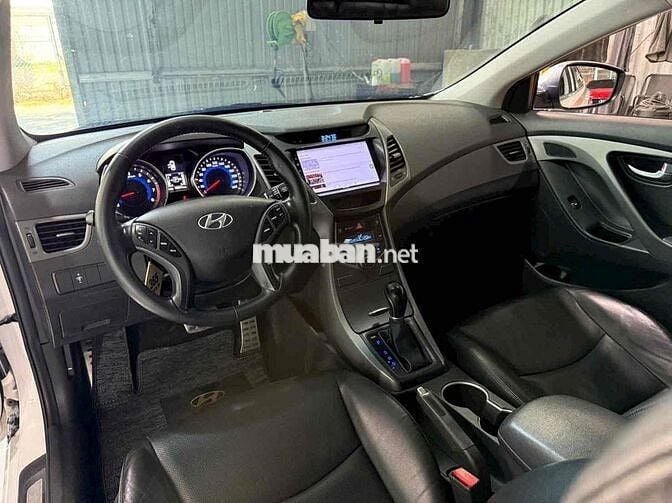 Hyundai Elantra GLS 1.8 2015 Full Option Trắng