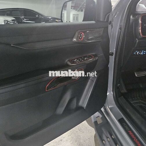 Ford Raptor 2024 30000 km Xám