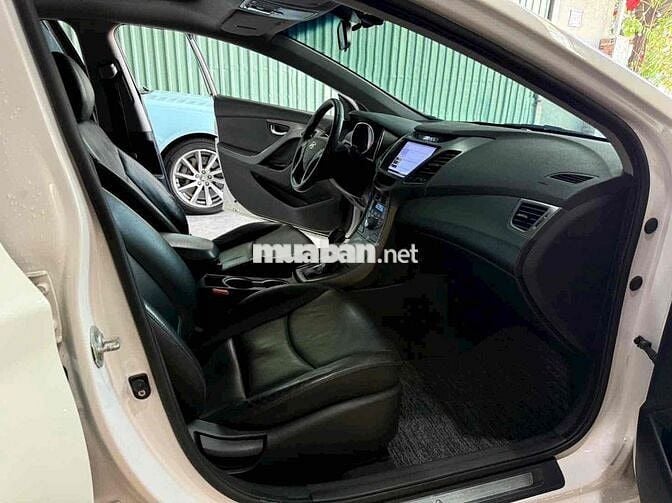 Hyundai Elantra GLS 1.8 2015 Full Option Trắng