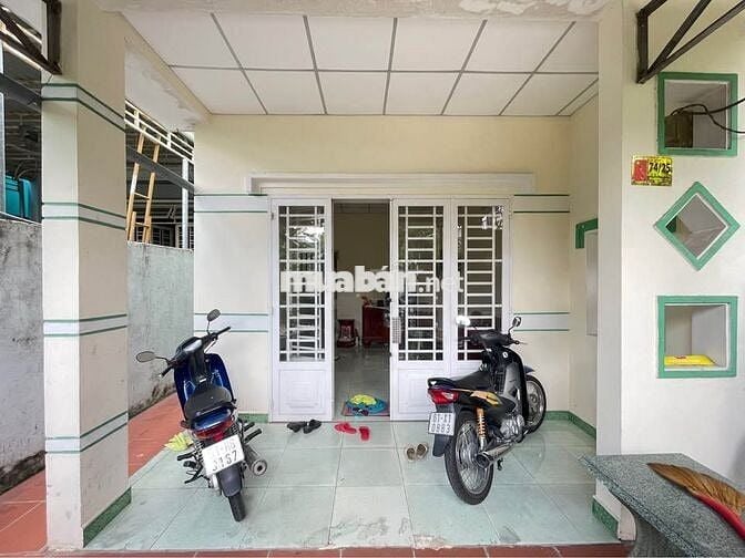 BÁN NHÀ!!! 144m2(5x29)giá 1tỷ150 đường nhựa tới nhà cách ql22 chỉ 500m