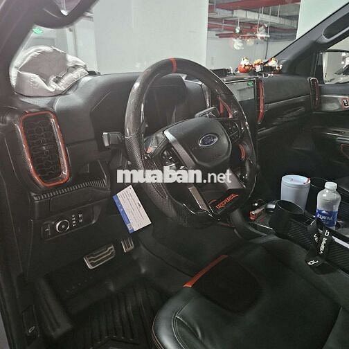 Ford Raptor 2024 30000 km Xám