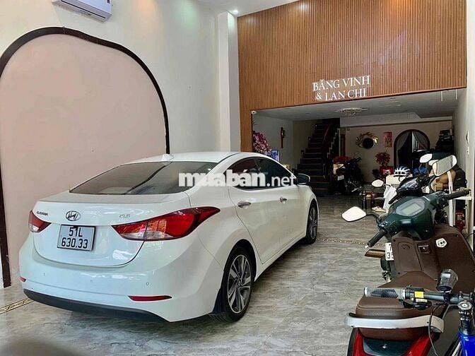 Hyundai Elantra GLS 1.8 2015 Full Option Trắng