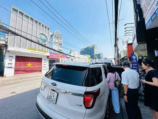 cho thuê nhà mặt tiền lê văn thọ p11 Gò Vấp gần cv LÀNG HOA chợ hạnh