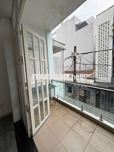 Studio bancol cửa sổ trời gần Emart, chợ thạch đà giá rẻ