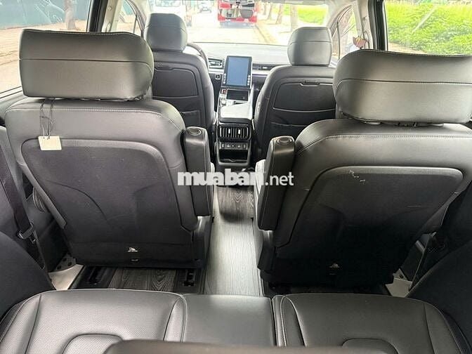 Hyundai Custin 2.0T 2023 40.000km Đen